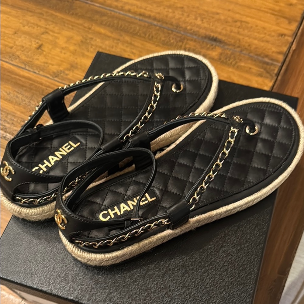 CHANEL Black Quilted Chain Sandals with ankle strap- size 41- worn only once!